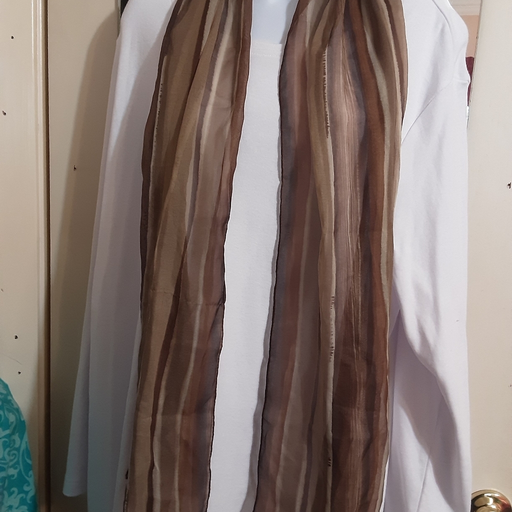 Long scarf - Picture 2 of 2